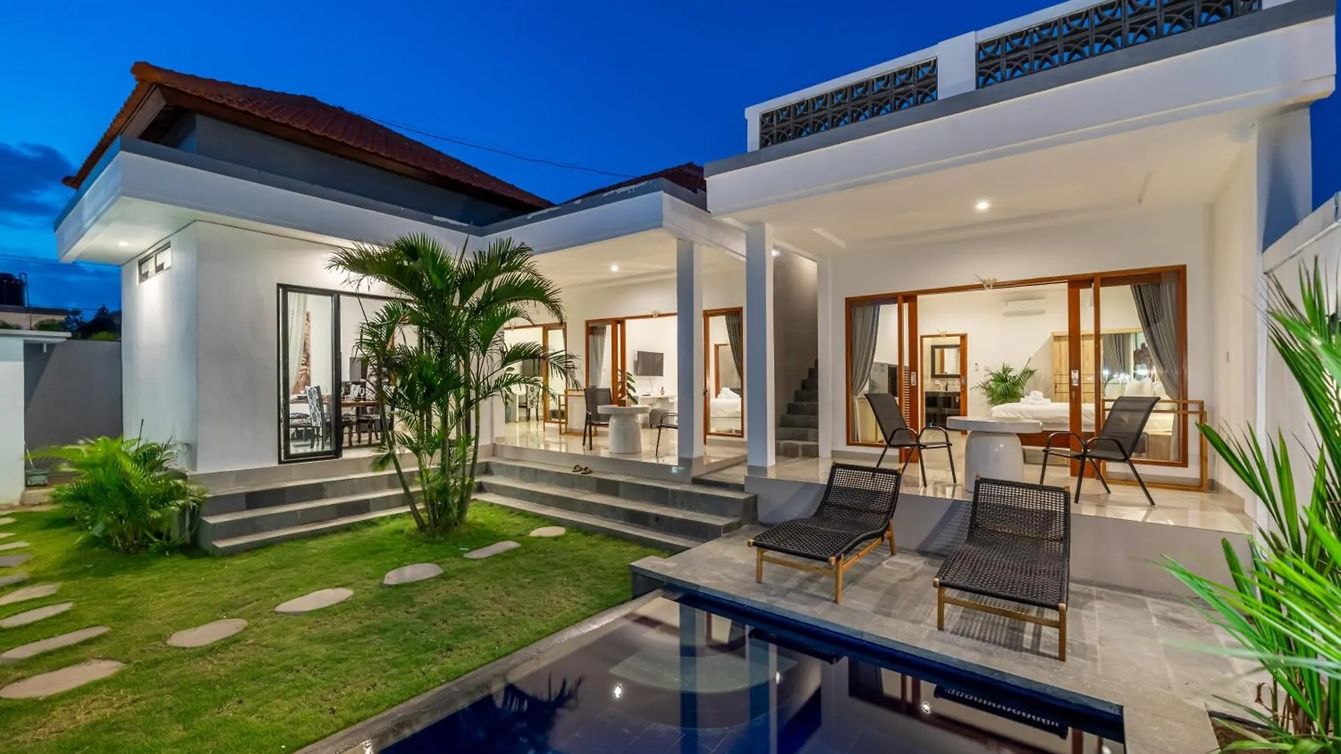 Rooftop Bliss -Sleek Modern Villa With Breathtaking Vistas Kerobokan  Indonesia